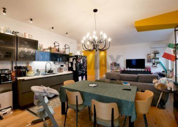 Sala da pranzo - Trilocale Via Van Westerhout
 
11, Mola di Bari - foto 12