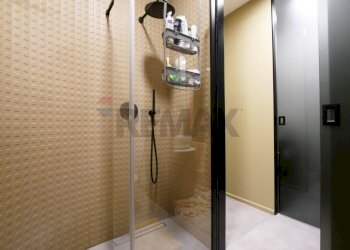 Bagno - Trilocale Via Van Westerhout
 
11, Mola di Bari - foto 15