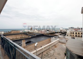 Balcone - Trilocale Via Van Westerhout
 
11, Mola di Bari - foto 24