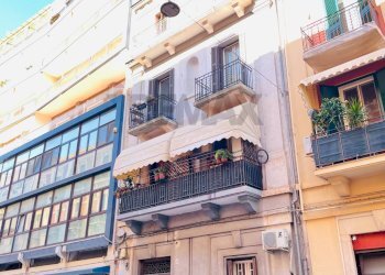 Edificio all\'aperto - Trilocale Via Tanzi
 
18, Bari - foto 2