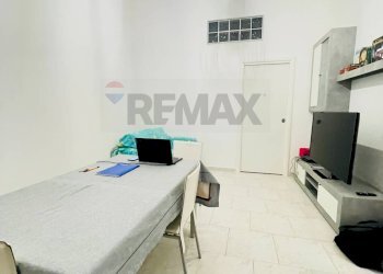 Camera / camera da letto - Trilocale Via Tanzi
 
18, Bari - foto 5