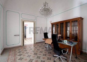 Ufficio - Casa indipendente Via Piave
 
49, Manduria - foto 4