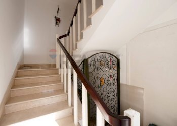 Scale - Casa indipendente Via Piave
 
49, Manduria - foto 15