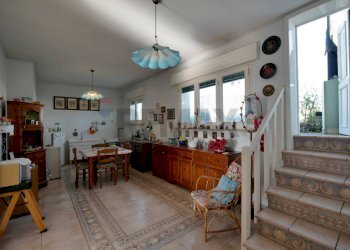 Sala da pranzo - Casa indipendente Via Piave
 
49, Manduria - foto 18