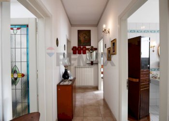 Hall / corridoio - Casa indipendente Via Piave
 
49, Manduria - foto 22