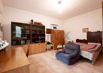 Soggiorno - Casa indipendente Via Piave
 
49, Manduria - foto 25