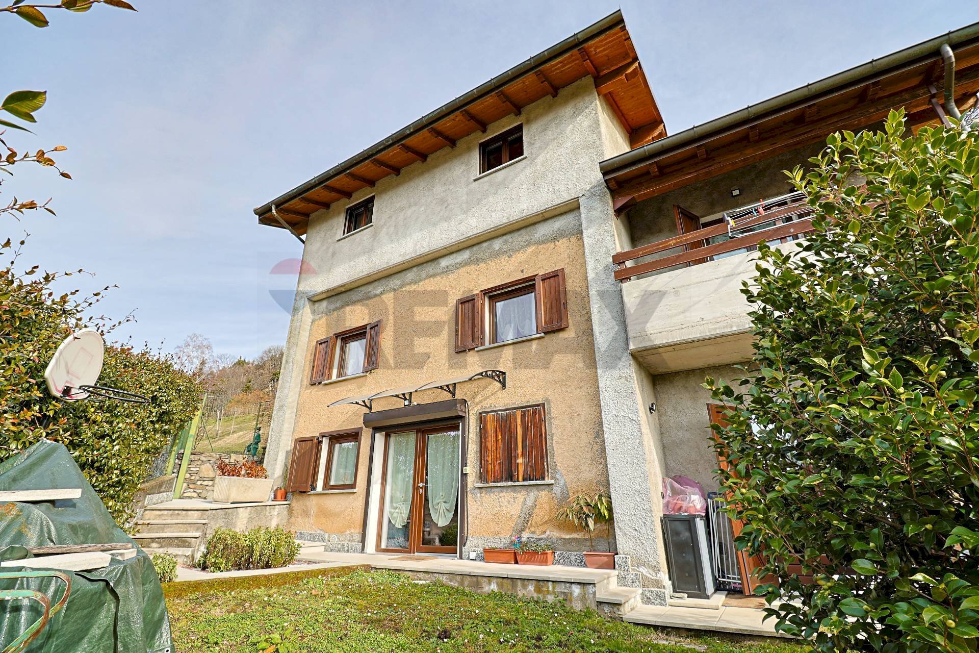Casa all\'aperto - Villa Via Adua
 
19, Montegrino Valtravaglia - foto 3