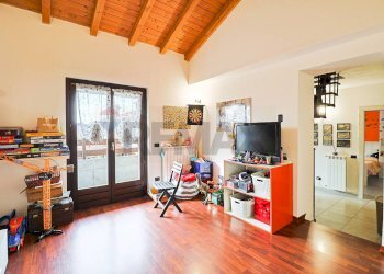 Ufficio - Villa Via Adua
 
19, Montegrino Valtravaglia - foto 13