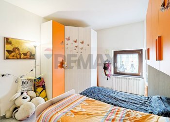 Camera / camera da letto - Villa Via Adua
 
19, Montegrino Valtravaglia - foto 17