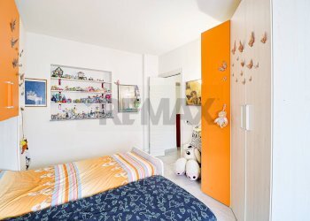 Camera / camera da letto - Villa Via Adua
 
19, Montegrino Valtravaglia - foto 18