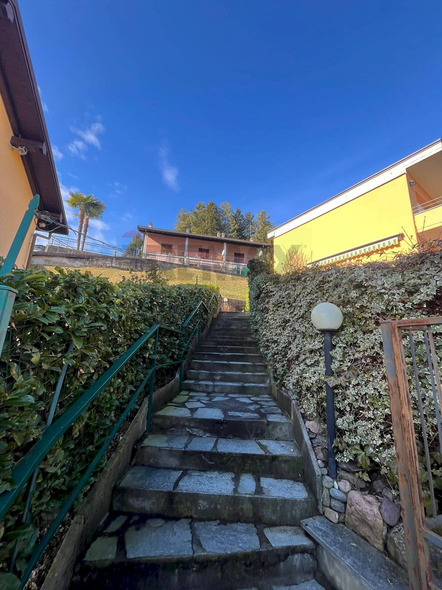 Giardino - Bilocale Lavena Ponte Tresa - foto 3