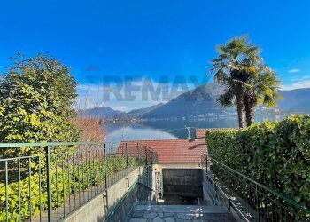 Vista delle montagne - Bilocale Lavena Ponte Tresa - foto 1