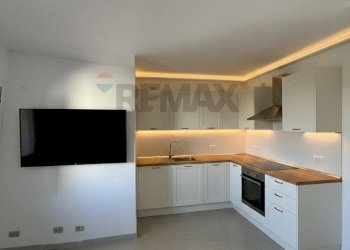 Cucina - Bilocale Lavena Ponte Tresa - foto 9