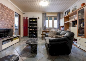 Sala da pranzo - Bilocale VIA MAZZINI
 
12, Biandronno - foto 12