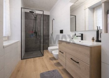 Bagno - Bilocale VIA MAZZINI
 
12, Biandronno - foto 22