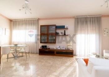 Sala da pranzo - Appartamento Viale Nitta
 
16/A, Catania - foto 1