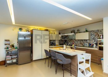 Cucina - Villa a Schiera Via Matteo Gaudioso
 
15, Pedara - foto 6