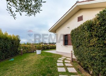 Casa all\'aperto - Villa a Schiera Via Matteo Gaudioso
 
15, Pedara - foto 28