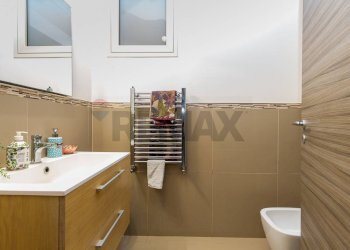 Bagno - Villa a Schiera Via Matteo Gaudioso
 
15, Pedara - foto 40