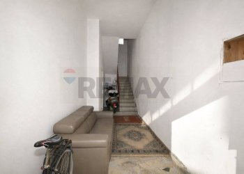 Scale - Trilocale via Cavour
 
47, Mascali - foto 5