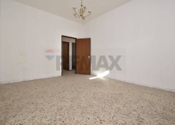 Stanza vuota - Trilocale via Cavour
 
47, Mascali - foto 9