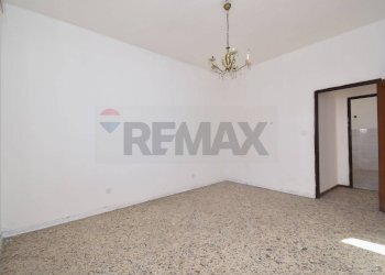 Stanza vuota - Trilocale via Cavour
 
47, Mascali - foto 10