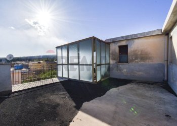 Casa all\'aperto - Trilocale via Cavour
 
47, Mascali - foto 24