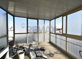 Palestra - Trilocale via Cavour
 
47, Mascali - foto 27