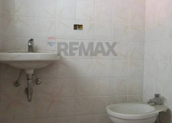 Bagno - Casa indipendente Via Alessandro Magno
 
4, Bronte - foto 8