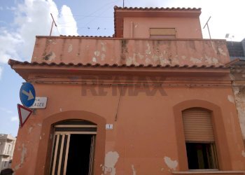 Casa all\'aperto - Casa indipendente Via Milazzo
 
1, Avola - foto 2