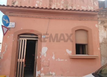 Edificio all\'aperto - Casa indipendente Via Milazzo
 
1, Avola - foto 1