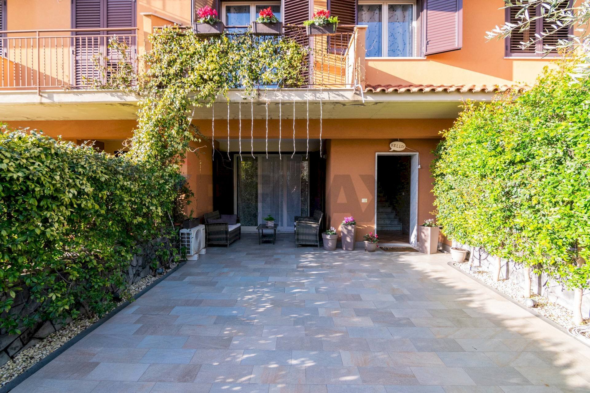 Casa all\'aperto - Villa a Schiera Via Aldo Moro
19, Mascalucia - foto 2