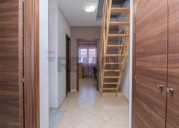 Hall / corridoio - Villa a Schiera Via Aldo Moro
 
19, Mascalucia - foto 35