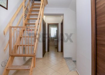 Scale - Villa a Schiera Via Aldo Moro
 
19, Mascalucia - foto 36