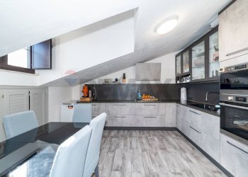 Cucina - Quadrilocale Via Antonio Vivaldi
 
27, Aci Sant'Antonio - foto 7