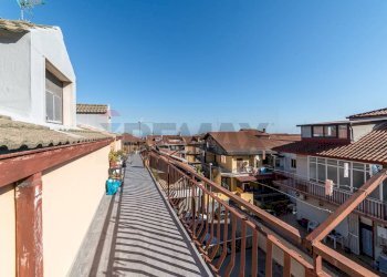 Balcone - Quadrilocale Via Antonio Vivaldi
 
27, Aci Sant'Antonio - foto 17