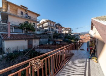 Balcone - Quadrilocale Via Antonio Vivaldi
 
27, Aci Sant'Antonio - foto 25
