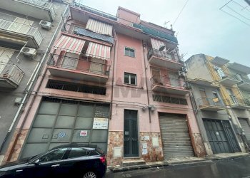 Edificio all\'aperto - Quadrilocale Via Piombino
 
8, Lentini - foto 23