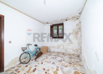 Stanza vuota - Casa indipendente Via Rampa della Collegiata
 
4, Trecastagni - foto 8