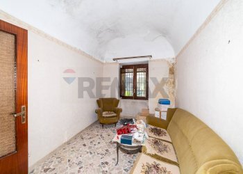 Soggiorno - Casa indipendente Via Rampa della Collegiata
 
4, Trecastagni - foto 10