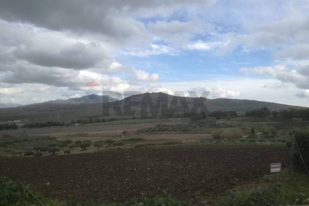 Vista delle montagne - Terreno edificabile Via Firenze
snc, Buseto Palizzolo - foto 3