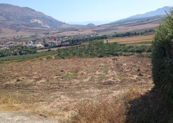 Vista delle montagne - Terreno edificabile Via Firenze
 
snc, Buseto Palizzolo - foto 8