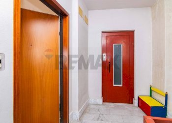 Hall / corridoio - Quadrilocale Viale Castagnola
 
8, Catania - foto 4