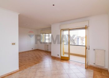 Stanza vuota - Quadrilocale Viale Castagnola
 
8, Catania - foto 7