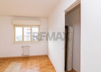 Stanza vuota - Quadrilocale Viale Castagnola
 
8, Catania - foto 14