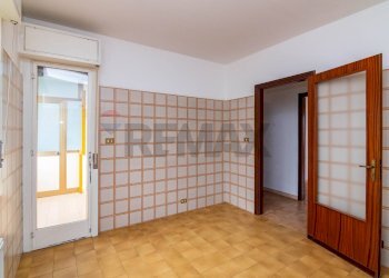 Stanza vuota - Quadrilocale Viale Castagnola
 
8, Catania - foto 20