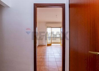 Hall / corridoio - Quadrilocale Viale Castagnola
 
8, Catania - foto 21