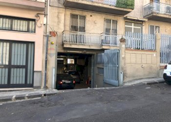 Edificio all\'aperto - Locale Commerciale Via Martin Luther King
16, Misterbianco - foto 1