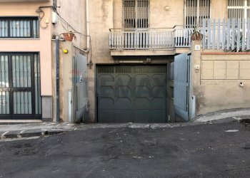 Edificio all\'aperto - Locale Commerciale Via Martin Luther King
16, Misterbianco - foto 2