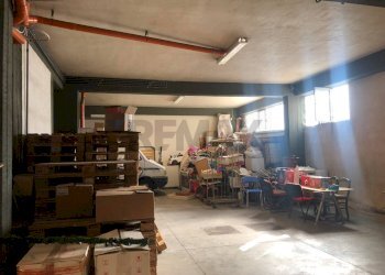 Sala da pranzo - Locale Commerciale Via Martin Luther King
16, Misterbianco - foto 3